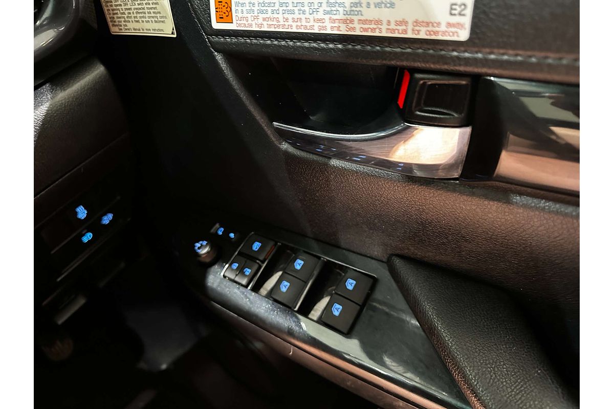 2020 Toyota Hilux Rugged X GUN126R 4X4