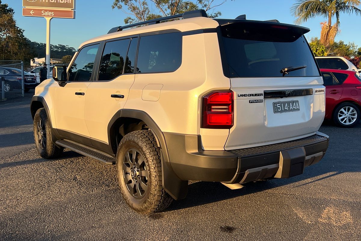 2024 Toyota Landcruiser Prado Altitude GDJ251R