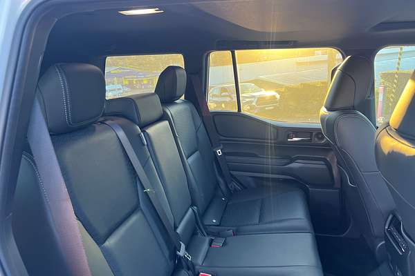 2024 Toyota Landcruiser Prado Altitude GDJ251R