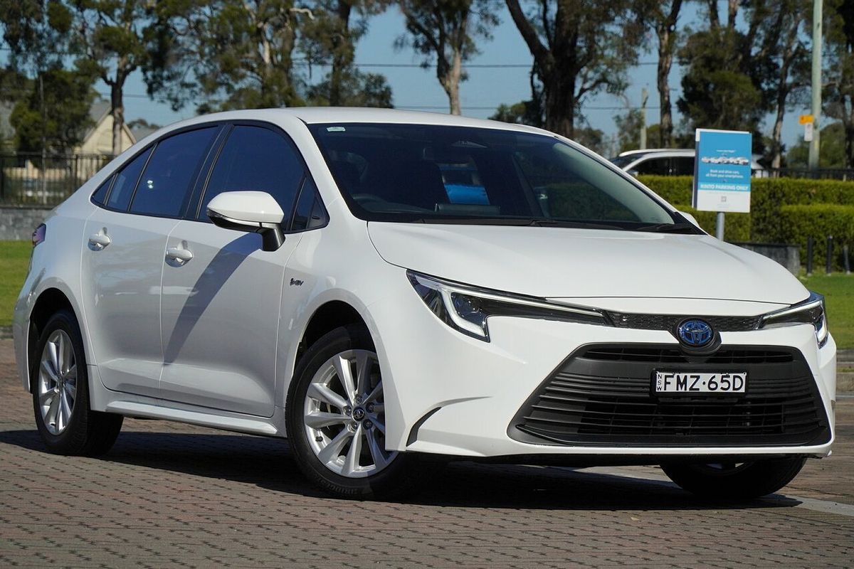 2024 Toyota Corolla Ascent Sport Hybrid ZWE219R