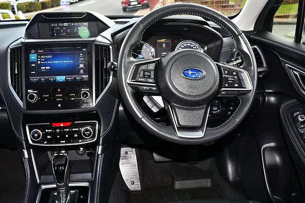 2024 Subaru Forester Hybrid L S5