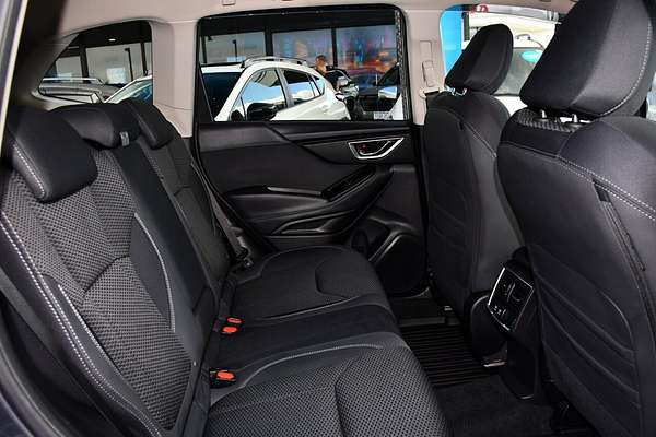2024 Subaru Forester Hybrid L S5