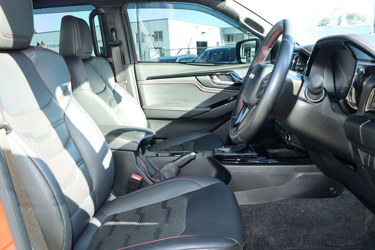 2024 Isuzu D-MAX X-TERRAIN 4X4
