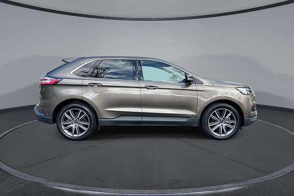2019 Ford Endura Titanium CA