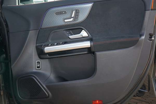 2025 Mercedes-Benz GLA-Class GLA200 H247