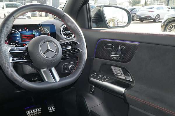 2025 Mercedes-Benz GLA-Class GLA200 H247