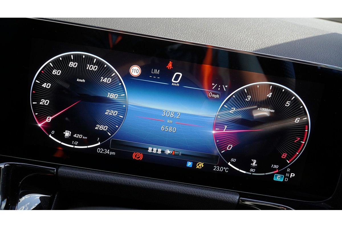 2025 Mercedes-Benz GLA-Class GLA200 H247