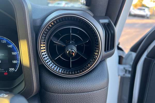 2024 Toyota Landcruiser Prado Altitude GDJ251R