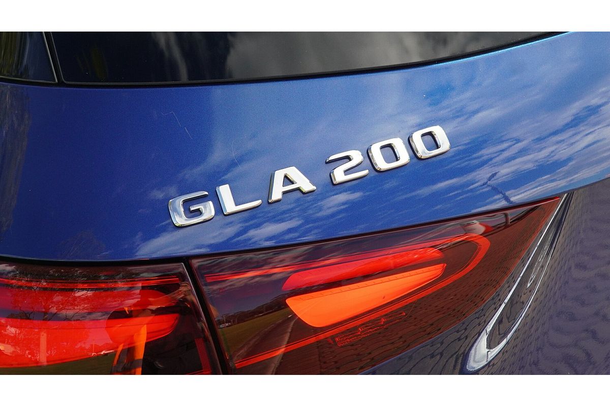 2024 Mercedes-Benz GLA-Class GLA200 H247
