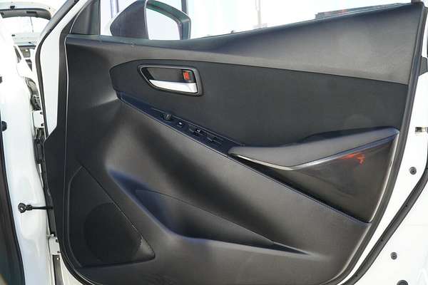 2016 Mazda 2 Maxx DL Series