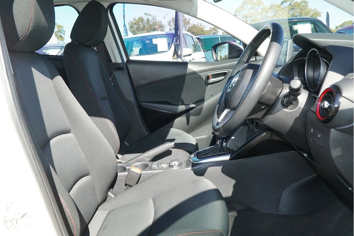 2016 Mazda 2 Maxx DL Series
