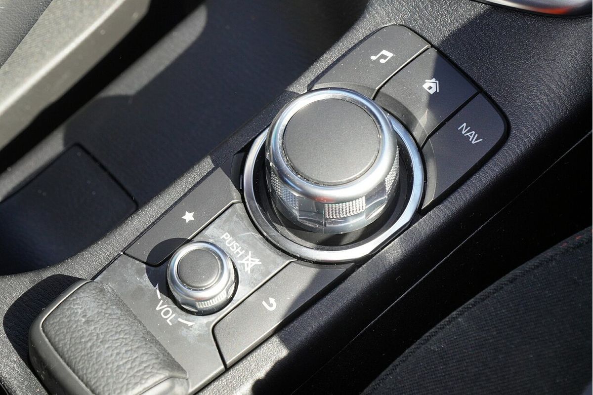2016 Mazda 2 Maxx DL Series