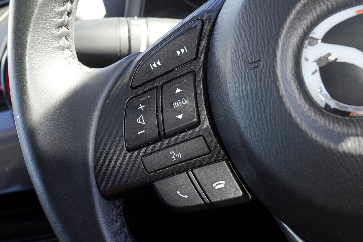 2016 Mazda 2 Maxx DL Series