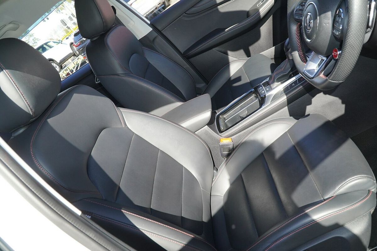 2019 MG HS Excite SAS23