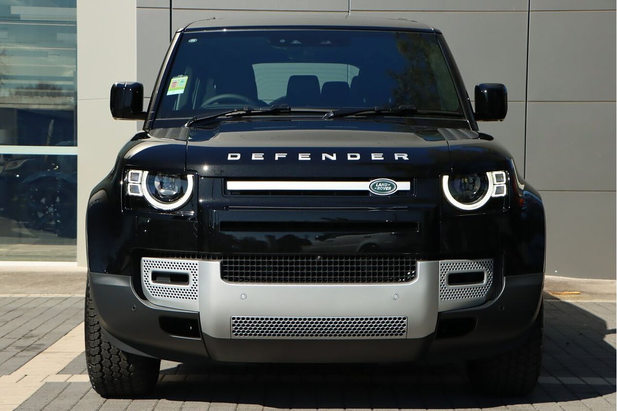 2025 Land Rover Defender 110 P400 S L663