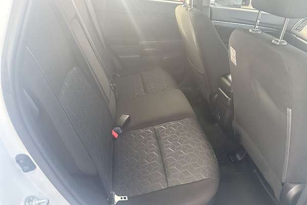 2022 Mitsubishi ASX ES XD