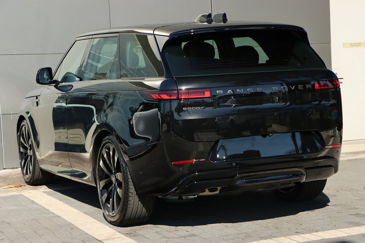 2025 Land Rover Range Rover Sport D250 Dynamic SE L461