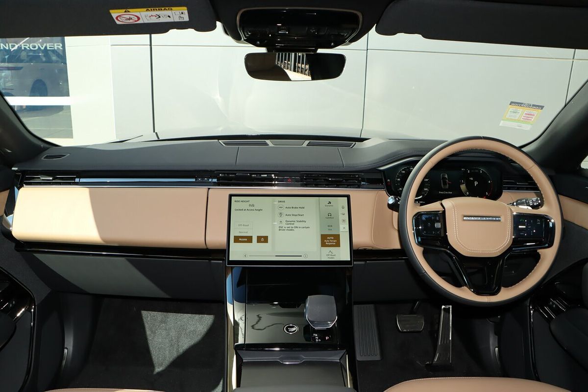 2025 Land Rover Range Rover Sport D250 Dynamic SE L461