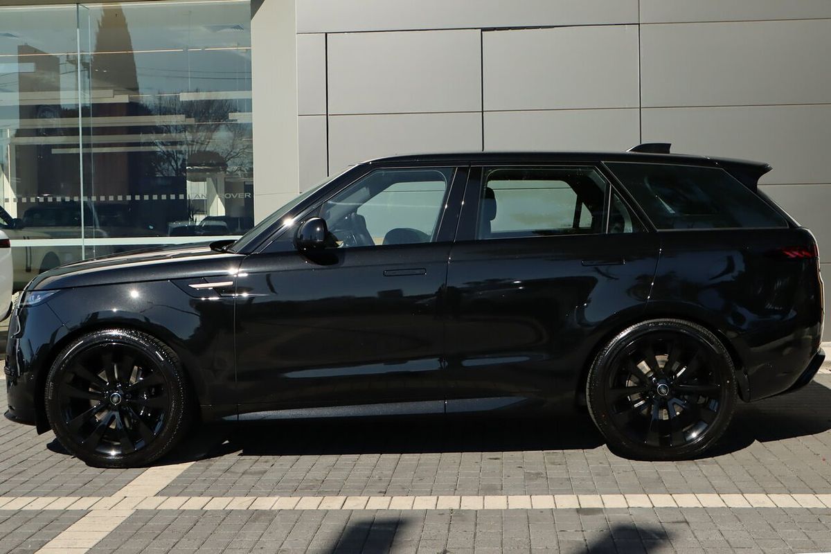 2025 Land Rover Range Rover Sport D250 Dynamic SE L461