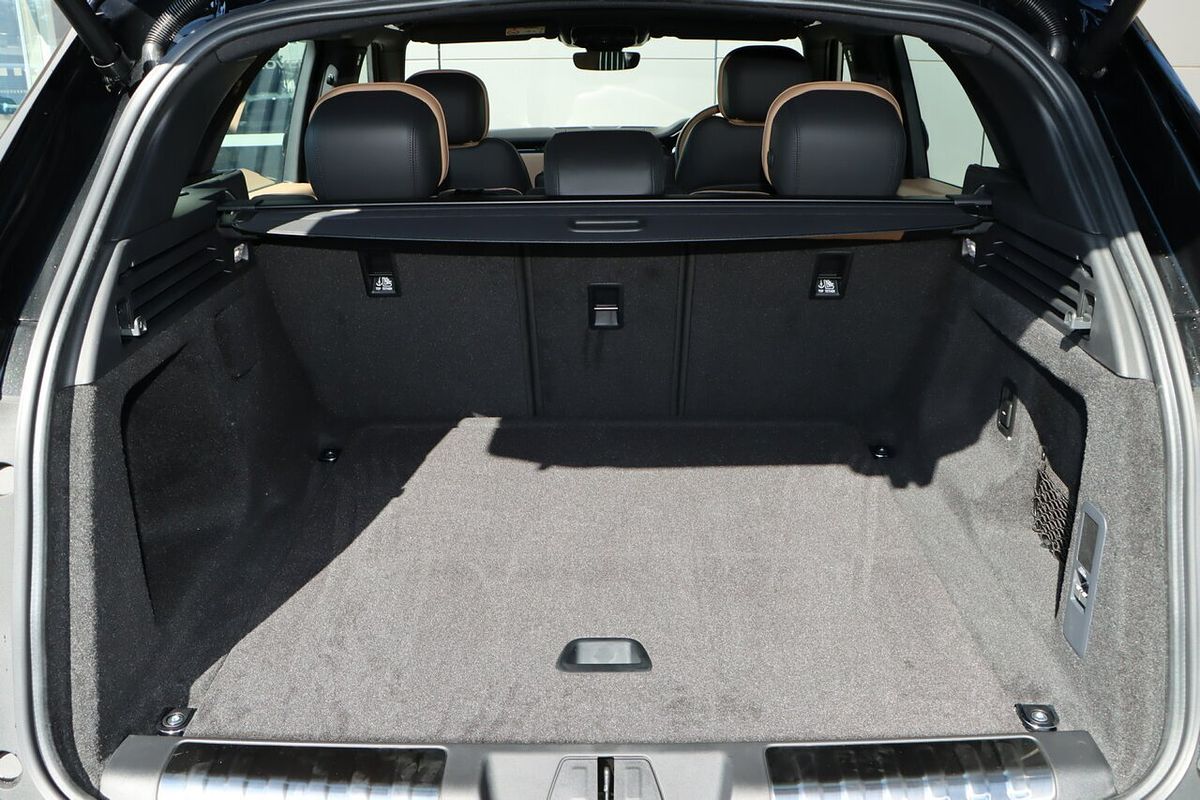 2025 Land Rover Range Rover Sport D250 Dynamic SE L461