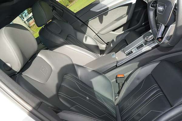2022 Audi A6 55 TFSI S line C8