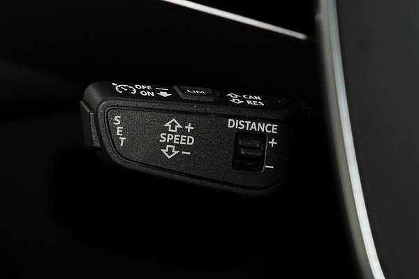 2022 Audi A6 55 TFSI S line C8