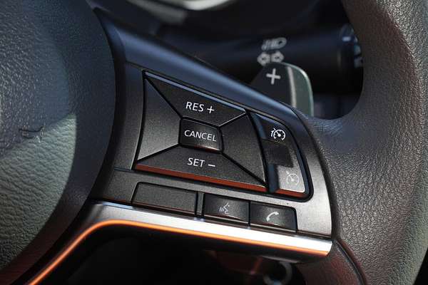 2021 Nissan JUKE ST F16