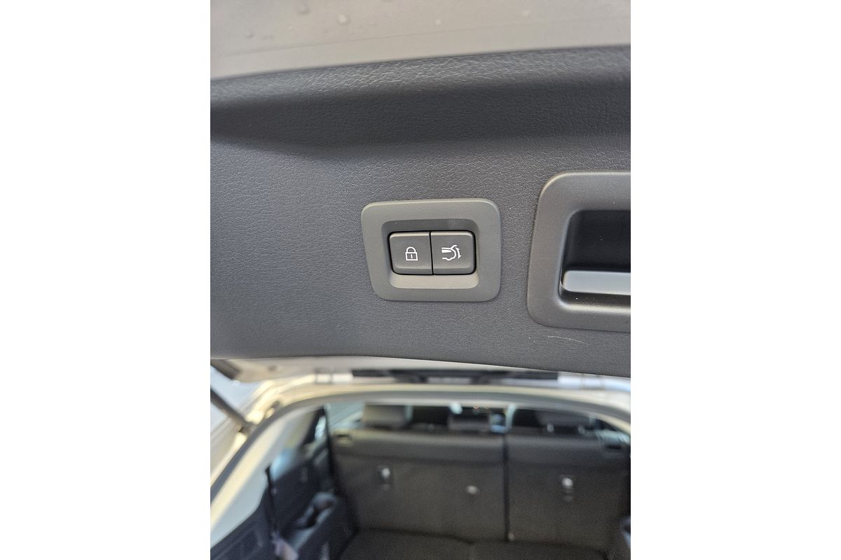 2025 Mazda CX-80 P50e Touring KL