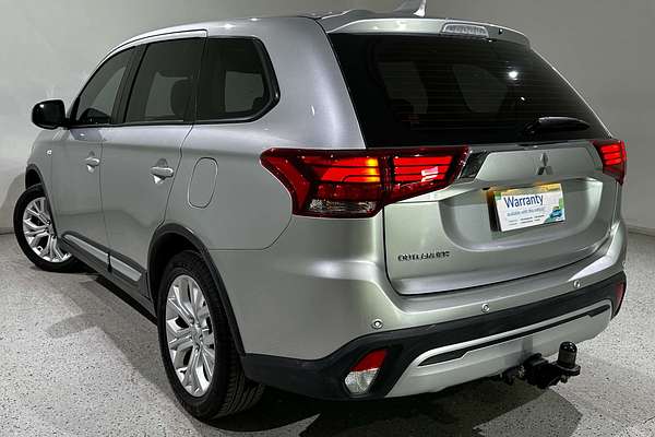 2021 Mitsubishi Outlander ES ZL