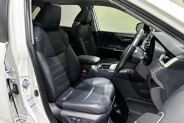 2020 Toyota RAV4 Cruiser AXAH54R