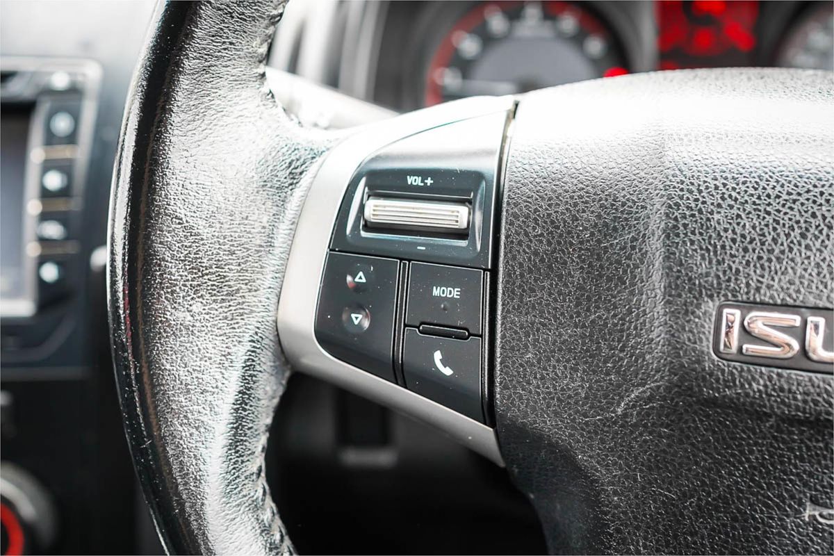 2019 Isuzu D-MAX SX 4X4