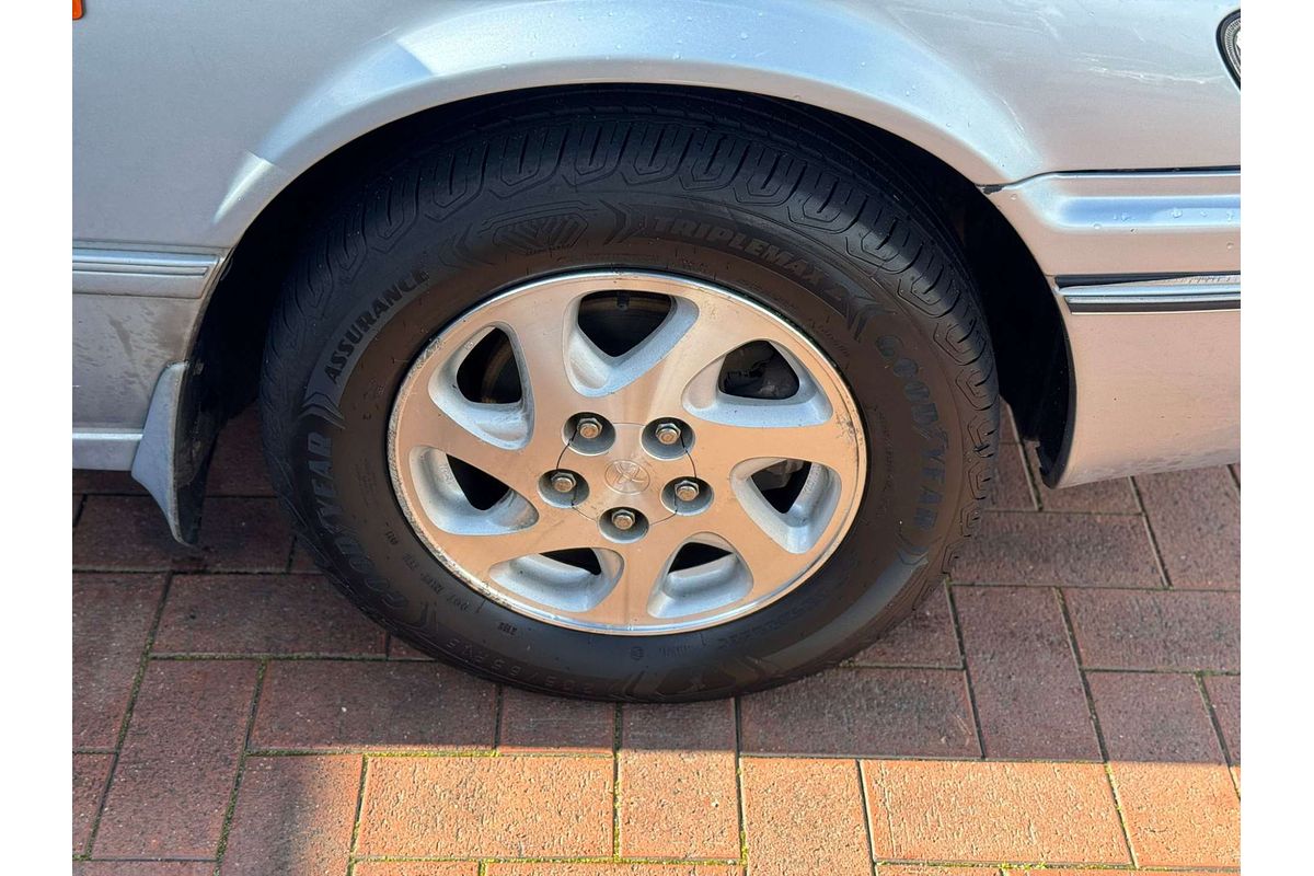 2000 Toyota Vienta Grande MCV20R