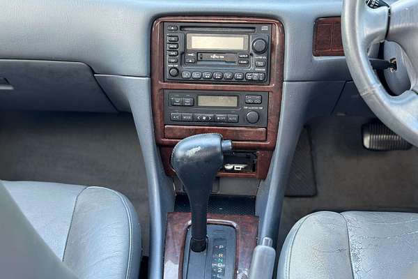 2000 Toyota Vienta Grande MCV20R