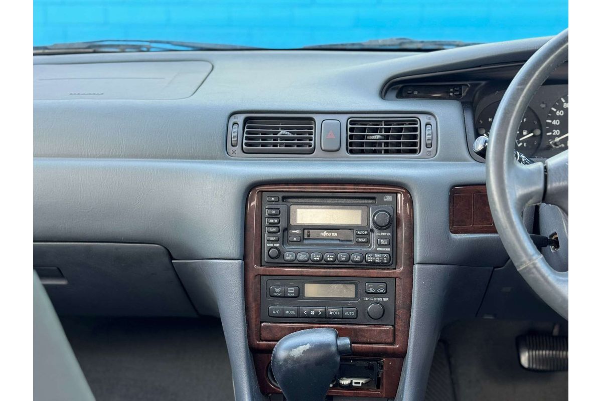 2000 Toyota Vienta Grande MCV20R
