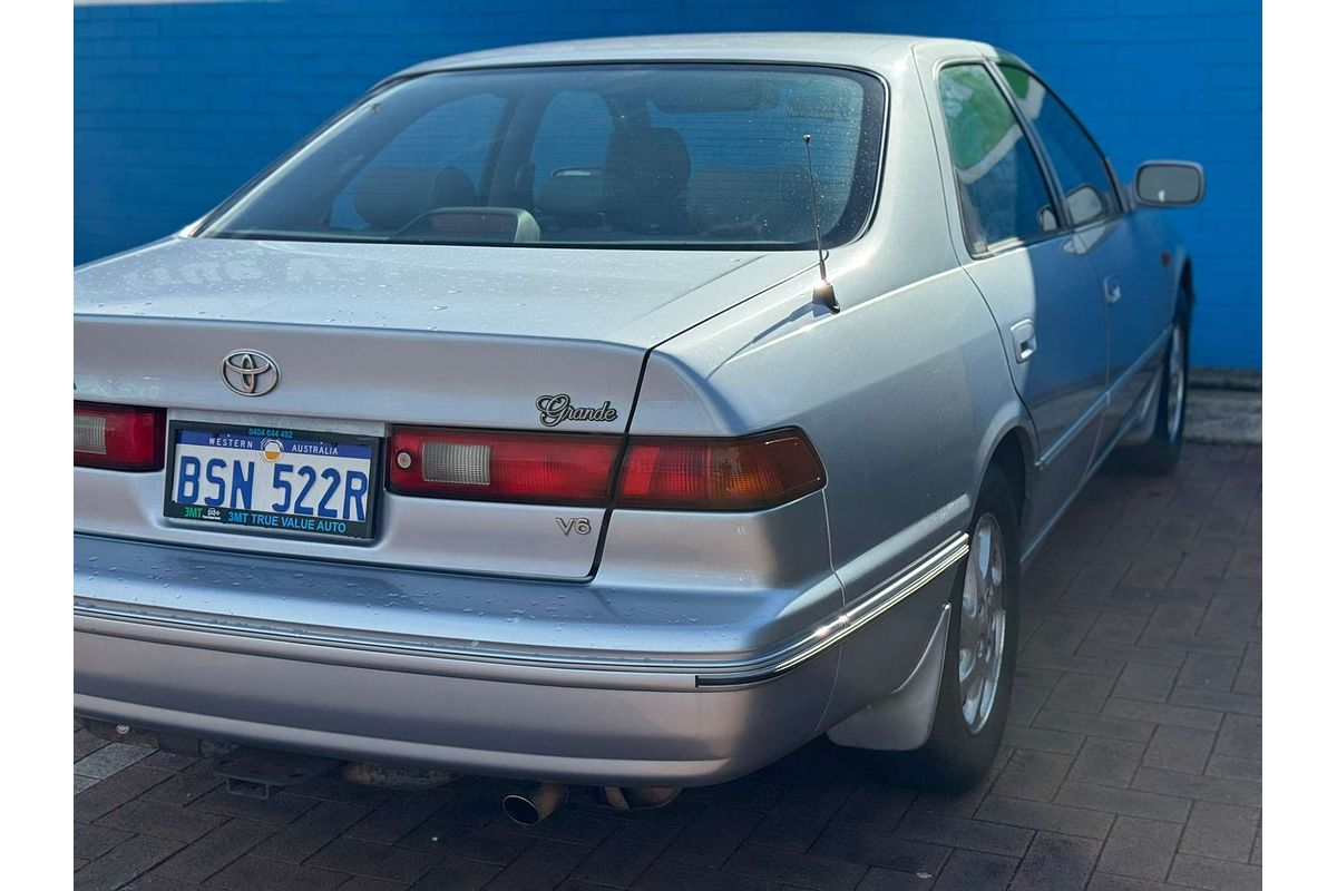 2000 Toyota Vienta Grande MCV20R