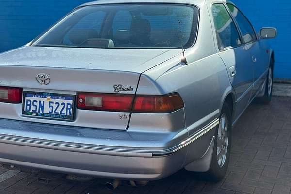 2000 Toyota Vienta Grande MCV20R