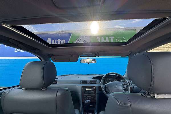 2000 Toyota Vienta Grande MCV20R