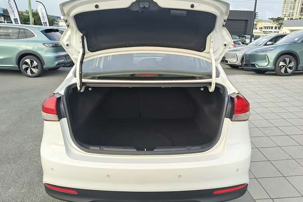 2016 Kia Cerato S YD
