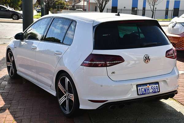 2015 Volkswagen Golf R 7