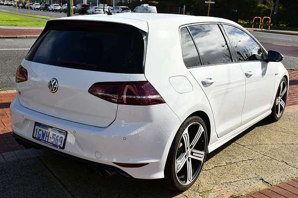 2015 Volkswagen Golf R 7