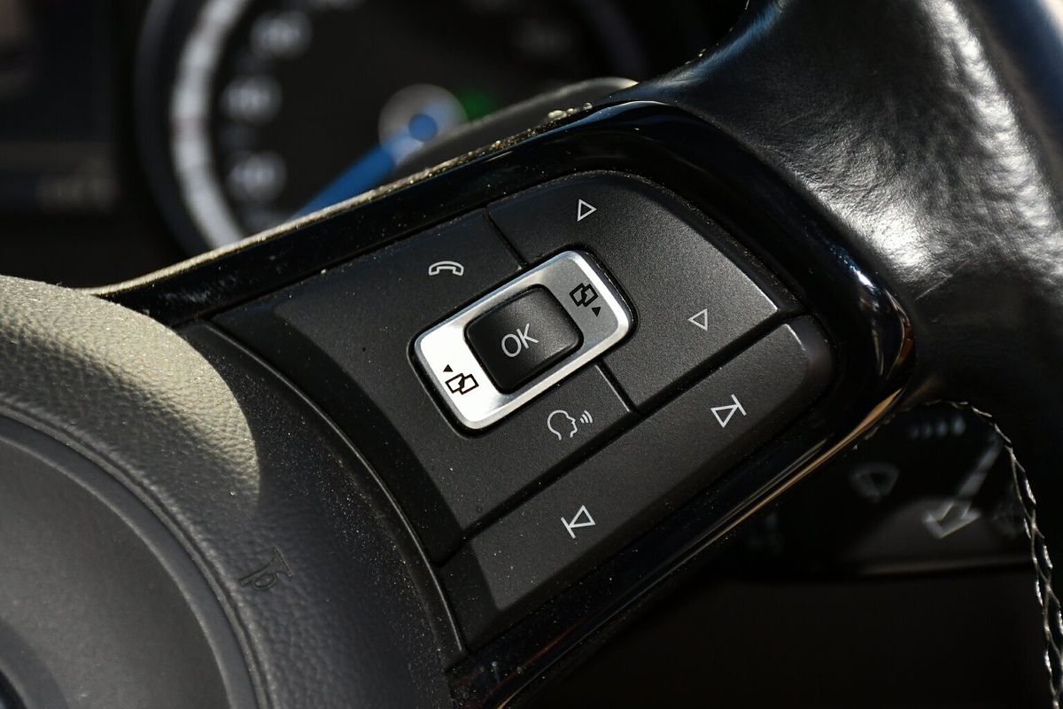 2015 Volkswagen Golf R 7