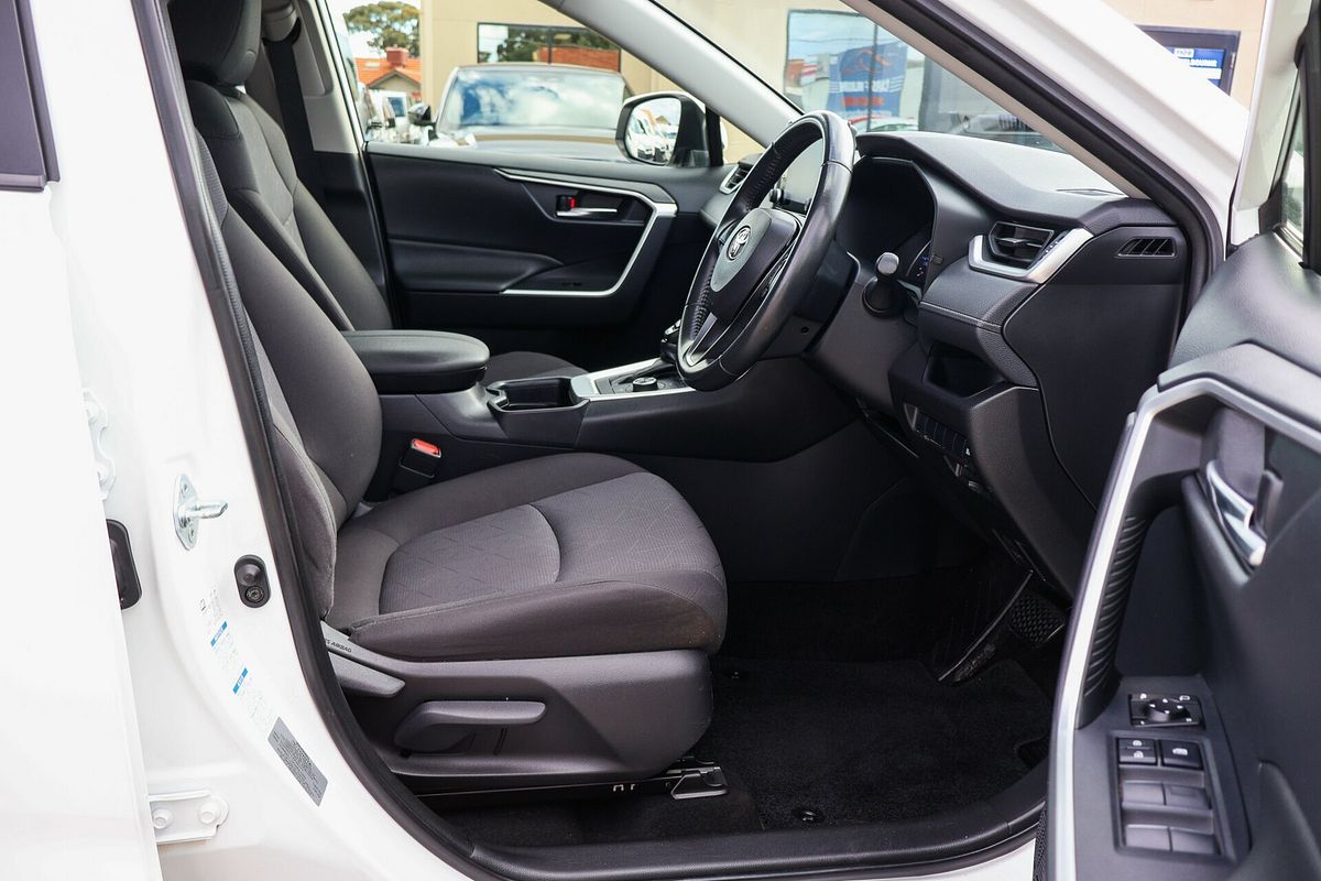 2021 Toyota RAV4 GXL AXAH54R