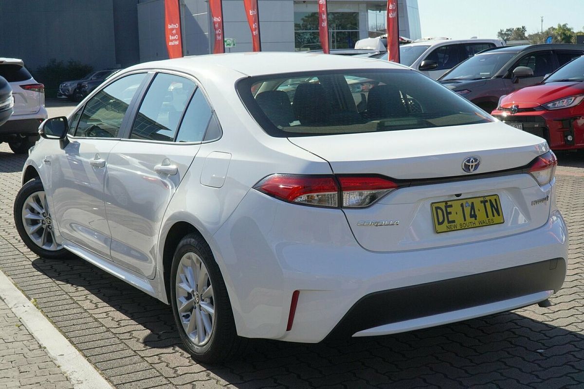 2022 Toyota Corolla Ascent Sport Hybrid ZWE211R