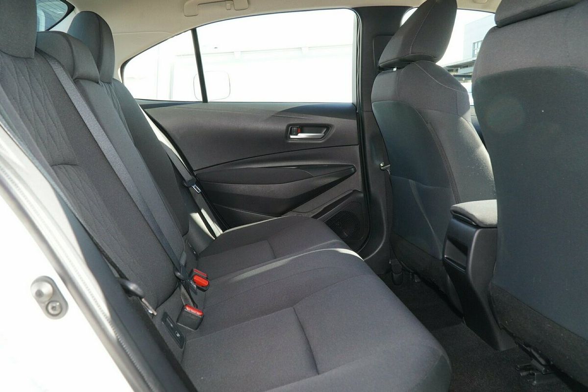2022 Toyota Corolla Ascent Sport Hybrid ZWE211R