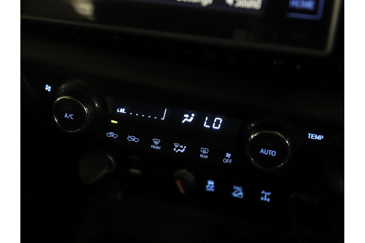 2019 Toyota Hilux SR5 GUN126R 4X4