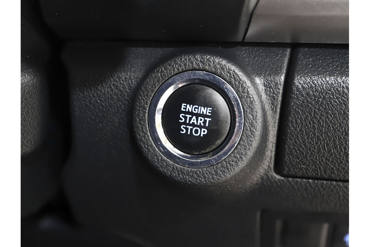2019 Toyota Hilux SR5 GUN126R 4X4