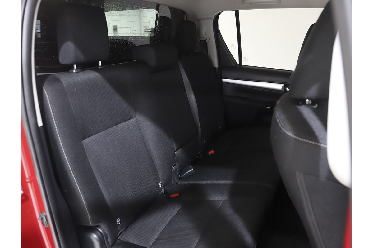 2019 Toyota Hilux SR5 GUN126R 4X4
