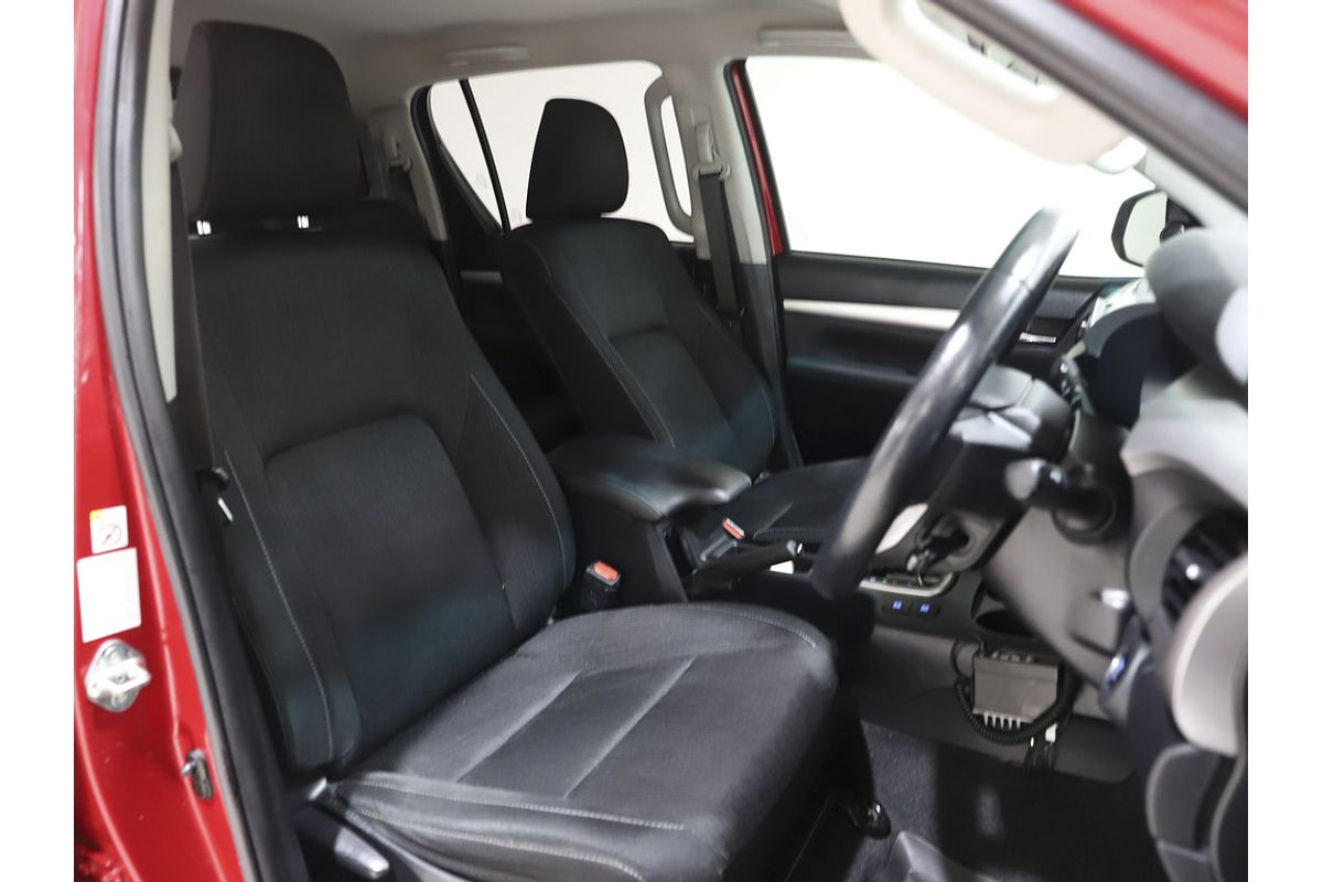 2019 Toyota Hilux SR5 GUN126R 4X4
