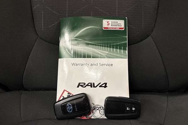 2020 Toyota RAV4 GXL AXAH52R