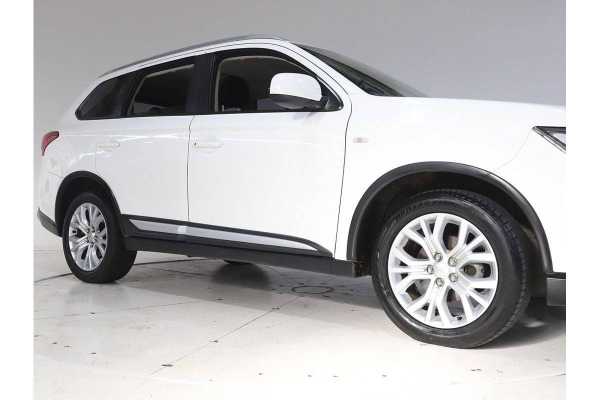 2019 Mitsubishi Outlander ES ZL